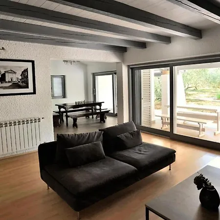 Splendid With Swimming Pool Apartment Porec