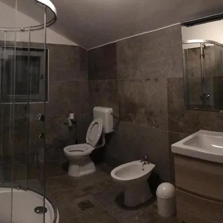 Splendid With Swimming Pool Apartment